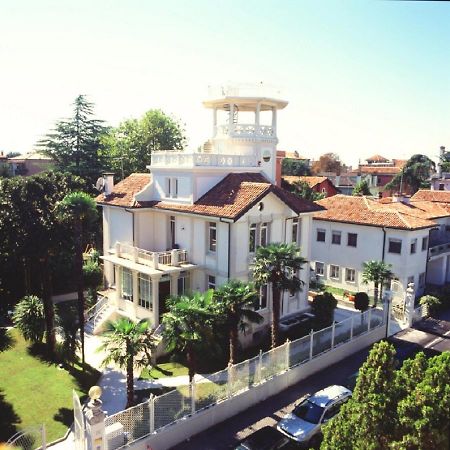 Hotel Villa Delle Palme Venedik-Lido Dış mekan fotoğraf