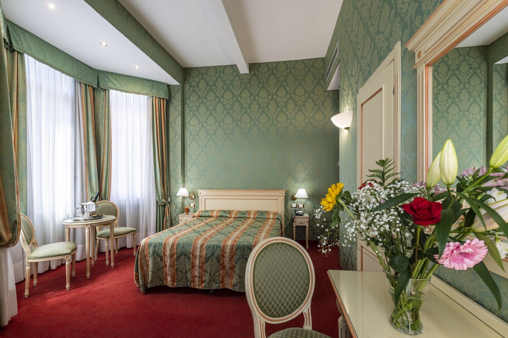 Hotel Villa Delle Palme Venedik-Lido Dış mekan fotoğraf