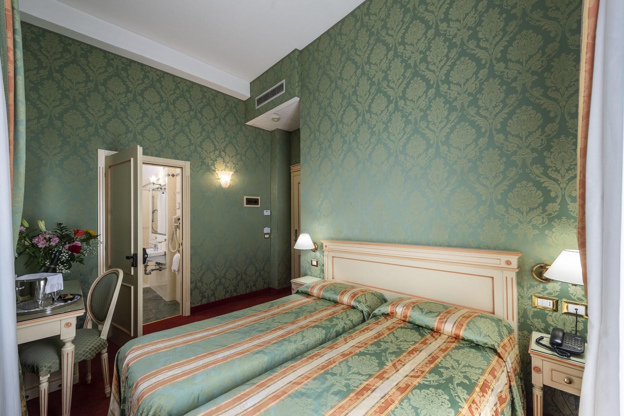 Hotel Villa Delle Palme Venedik-Lido Dış mekan fotoğraf